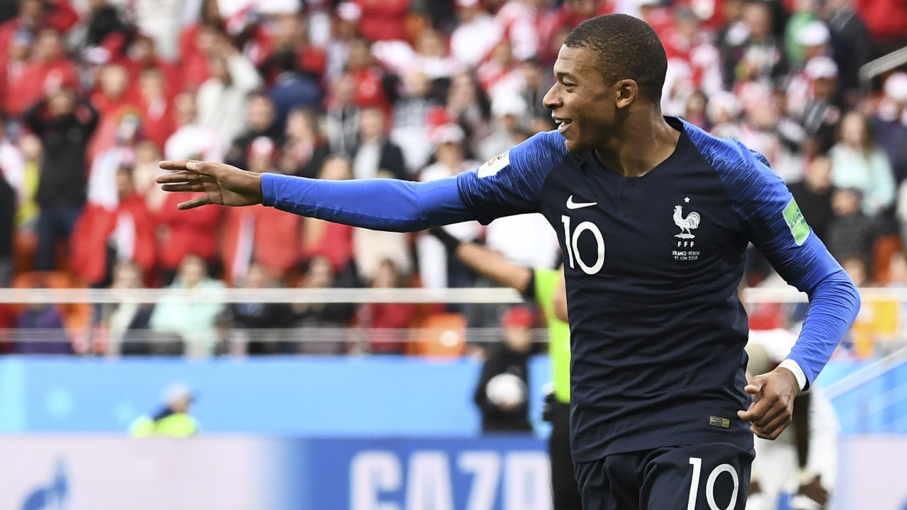 FBL-WC-2018-MATCH21-FRA-PER