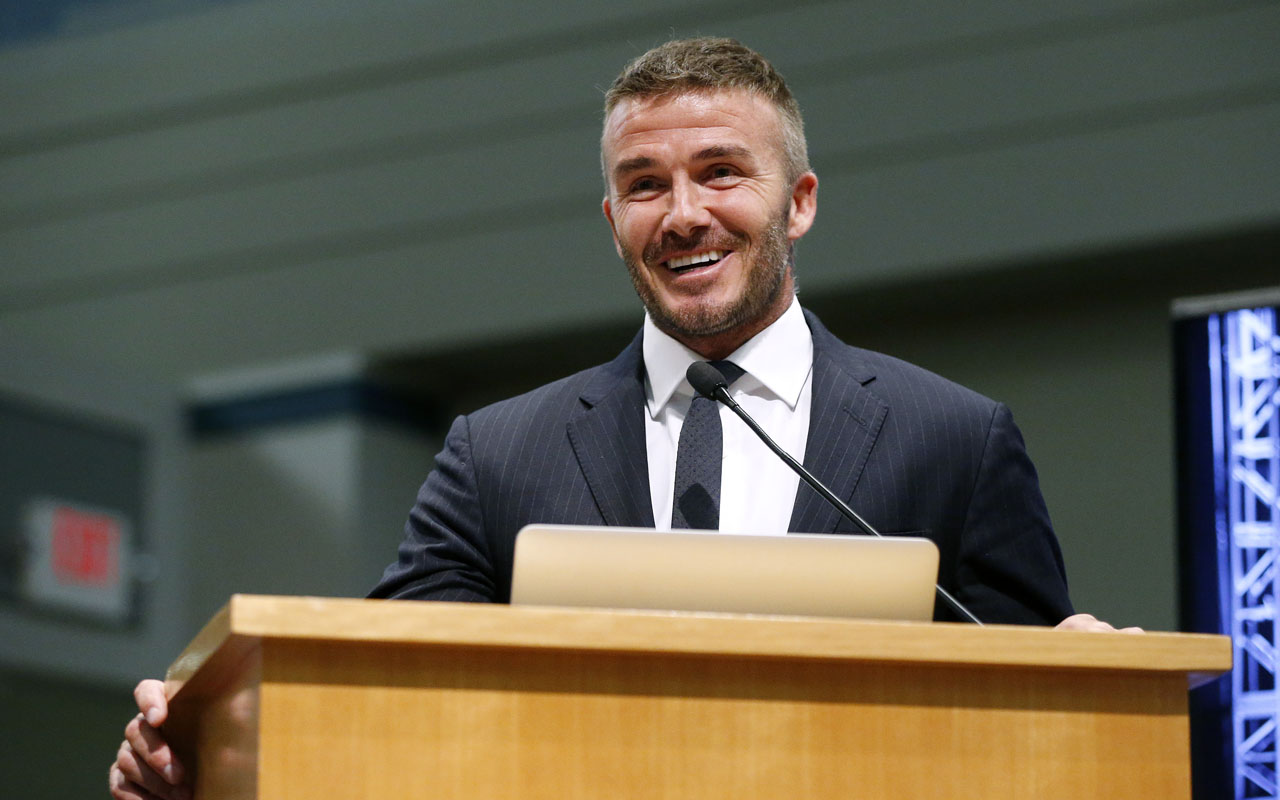 FILES-US-FBL-STADIUM-BECKHAM