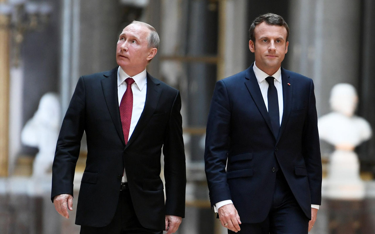 Macron and Putin