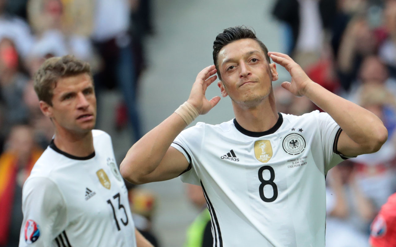 FILES-FBL-WC-2018-GER-OZIL-TURKEY