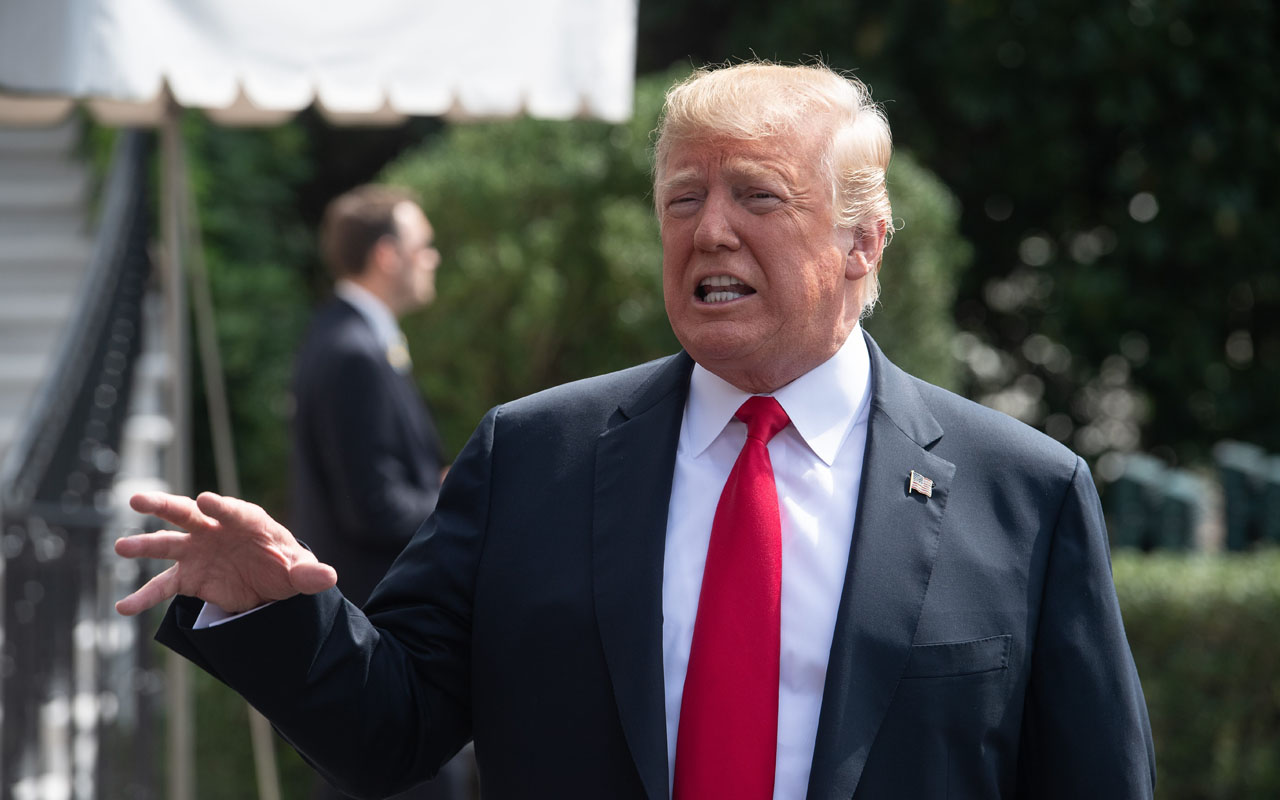 FILES-US-INTERNET-MEDIA-CENSORSHIP-TRUMP