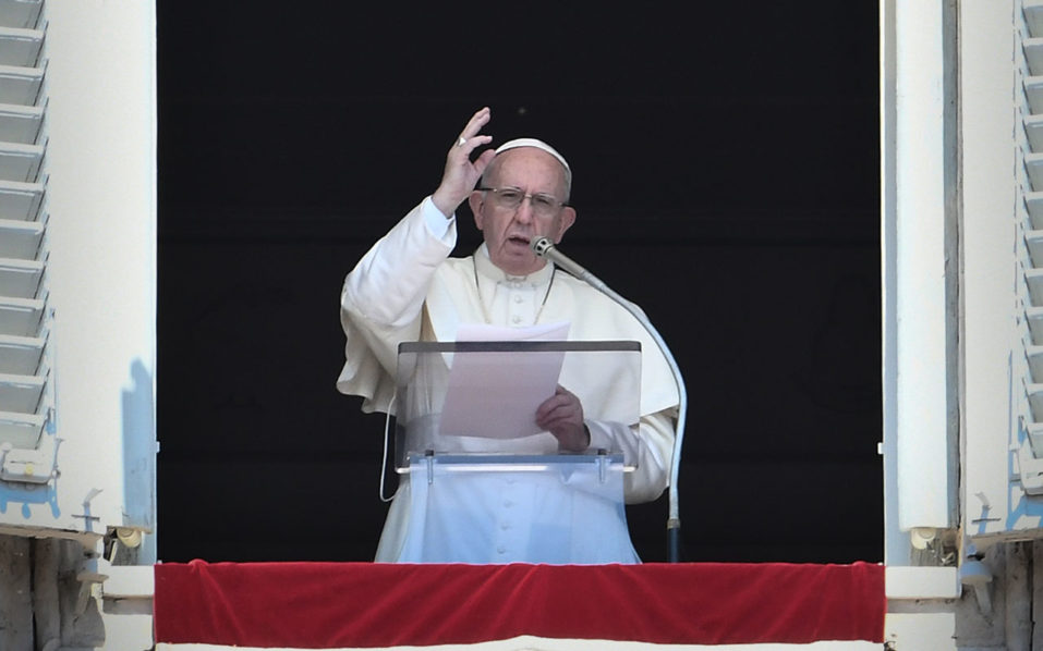 ITALY-POPE-ANGELUS