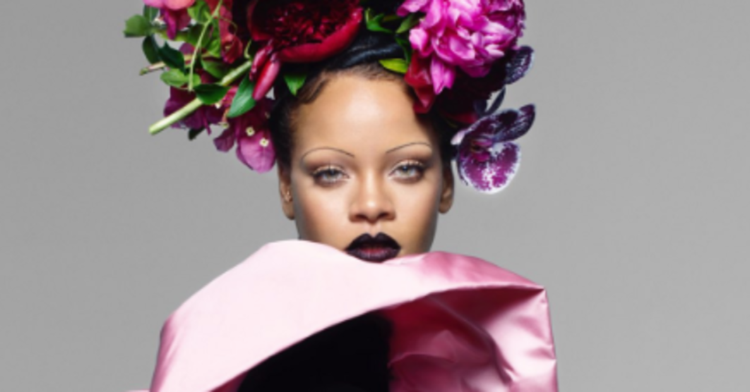 Rihanna photo Celebrity set