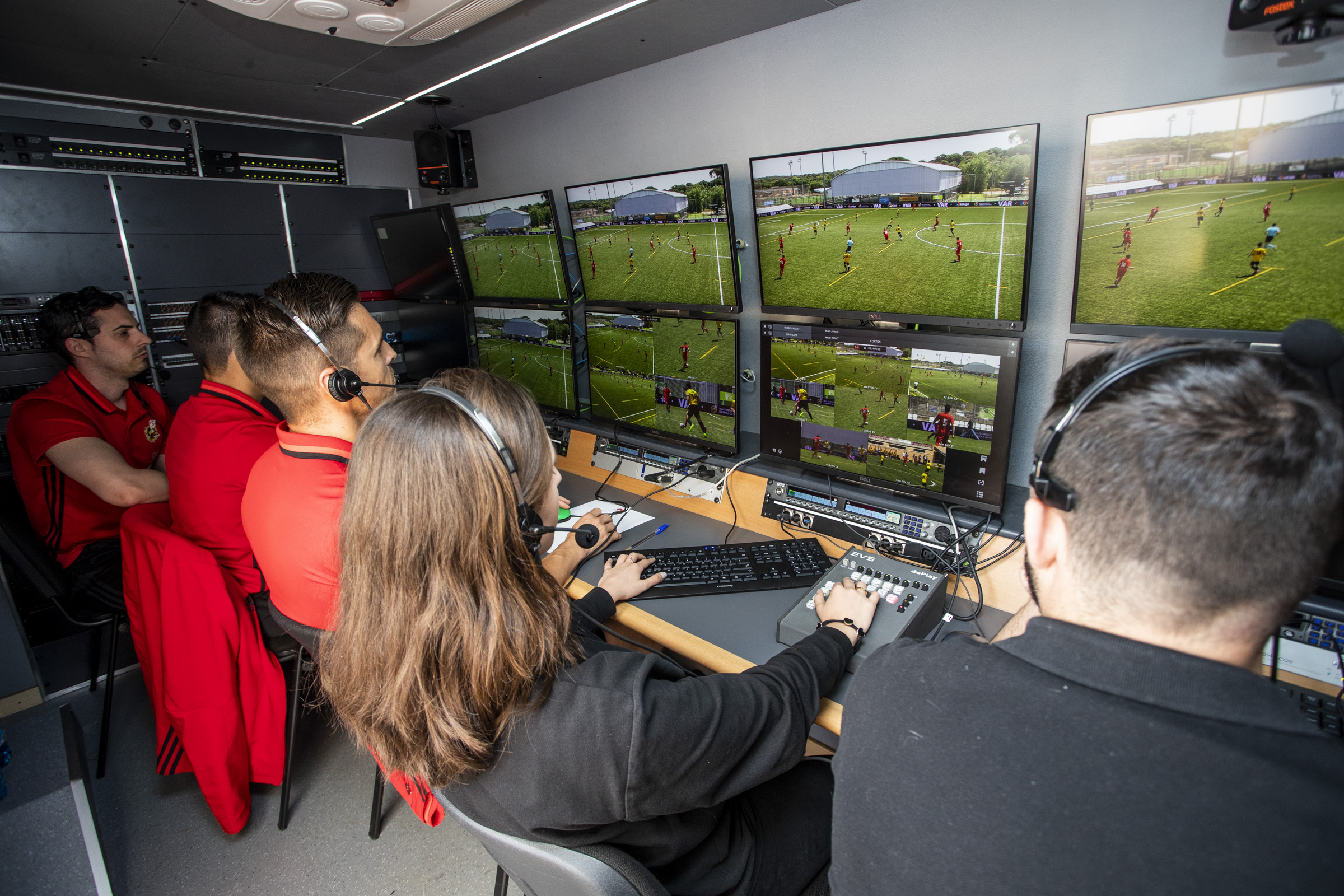 VAR