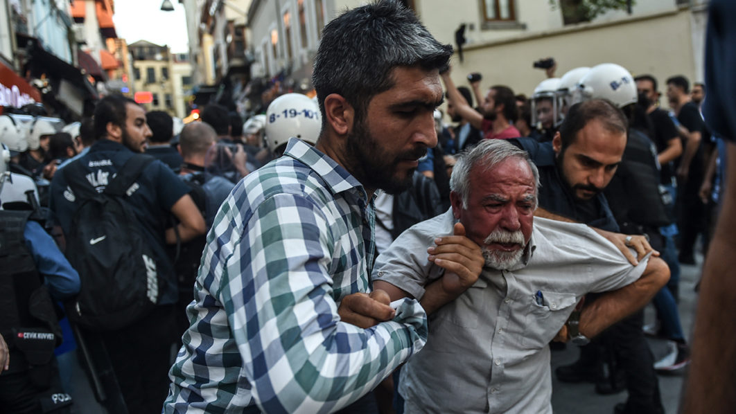 TURKEY-LABOUR-POLITICS-AIRPORT