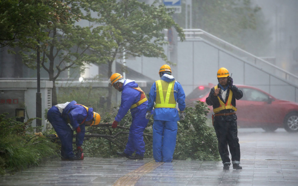 JAPAN-WEATHER-TYPHOON