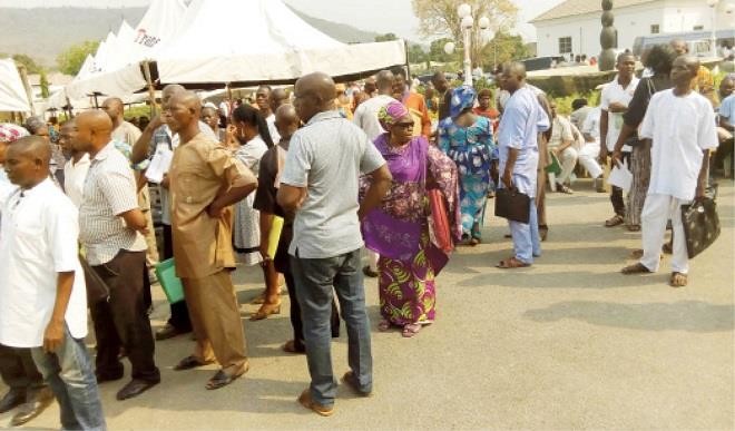 Kogi-Workers-at-Screening-Point-in-Government-House