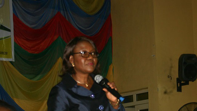 Folasade-Adesoye