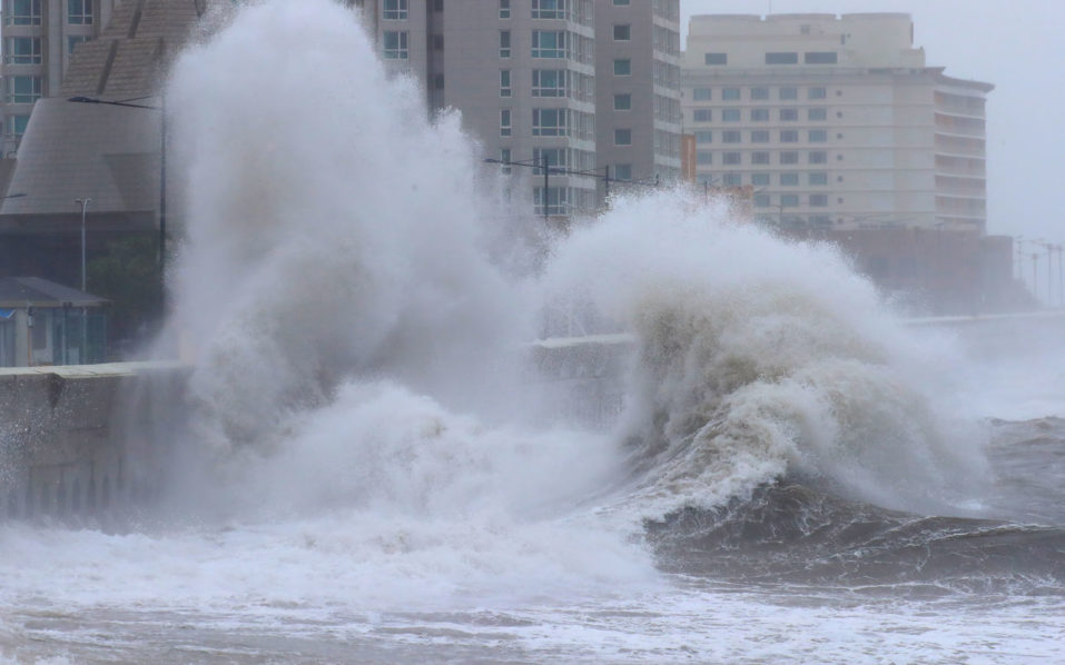 SKOREA-WEATHER-TYPHOON