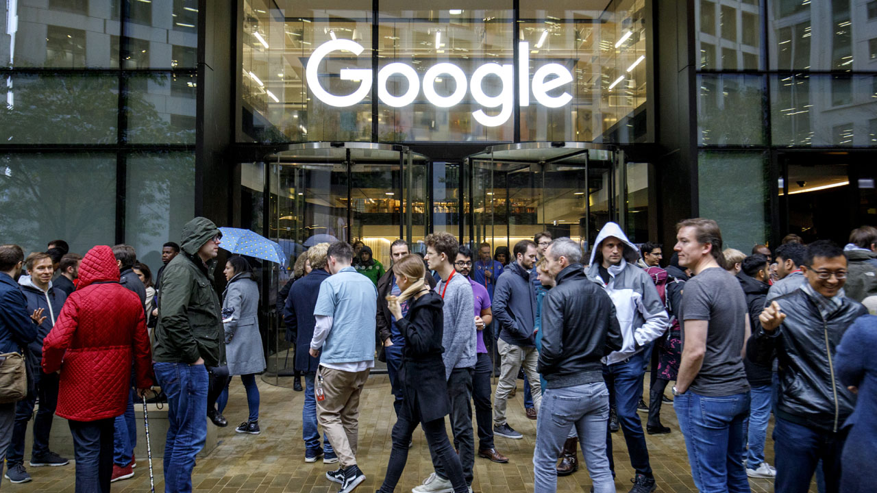 BRITAIN-IRELAND-US-INTERNET-SEXISM-COMPANY-GOOGLE
