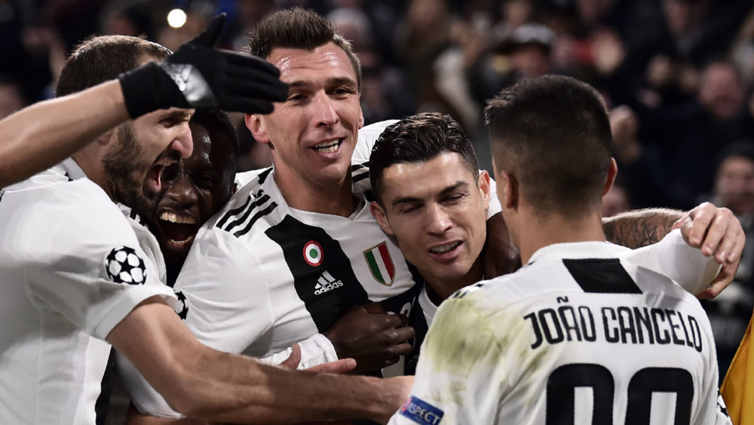 FBL-EUR-C1-JUVENTUS-VALENCIA