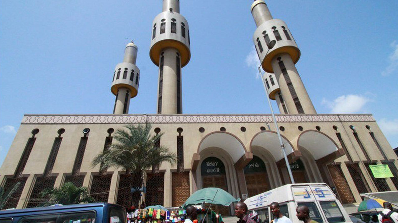 lagc1.mosque-194-56ebf05b004fb