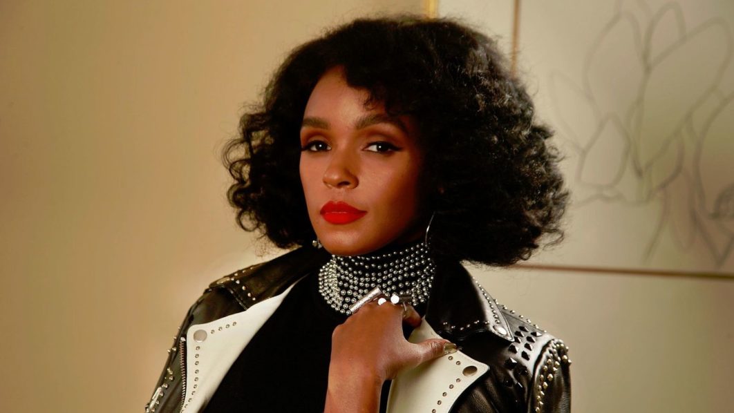 Janelle monae wearing a red lipstick Photo Los Angeles Times