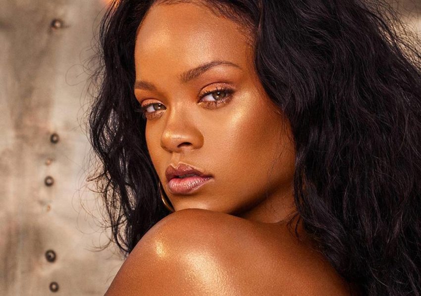 Rihanna wearing the extra glow look Photo Maw today