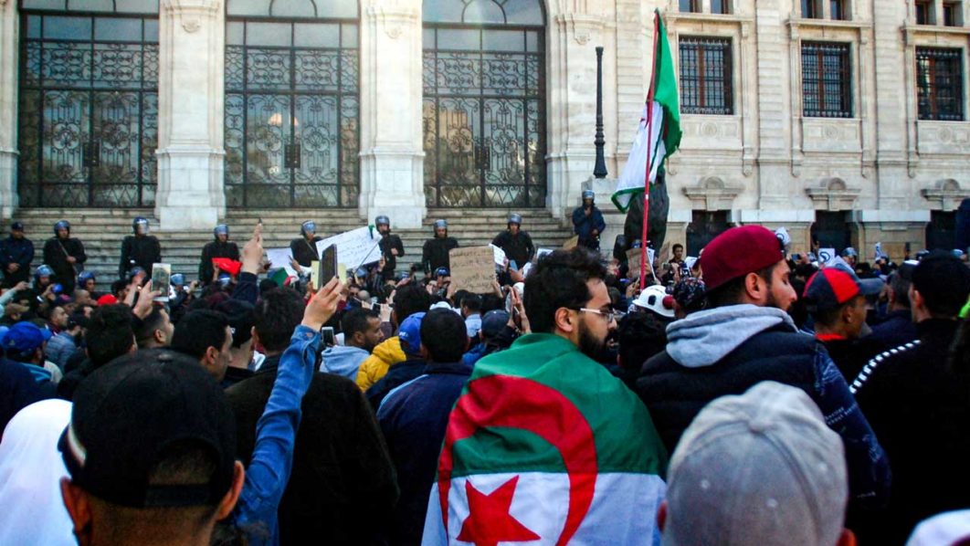Algerians-protest