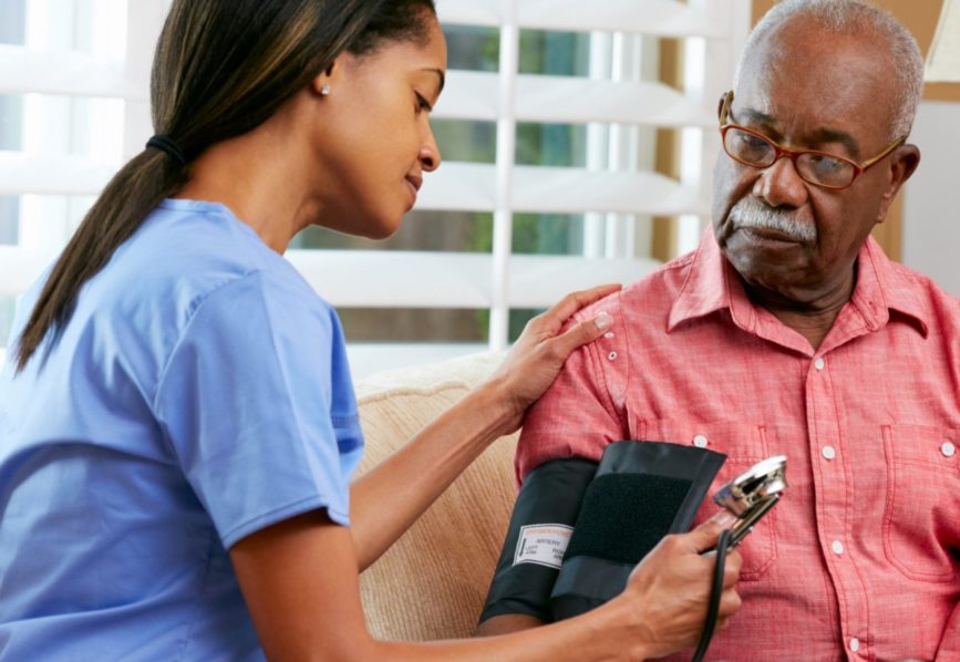 Man checking his blood pressure, Photo. Twitter