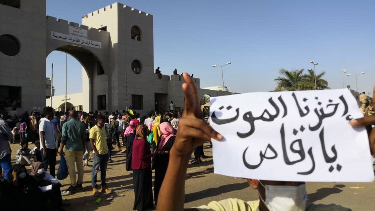 SUDAN-UNREST-DEMO