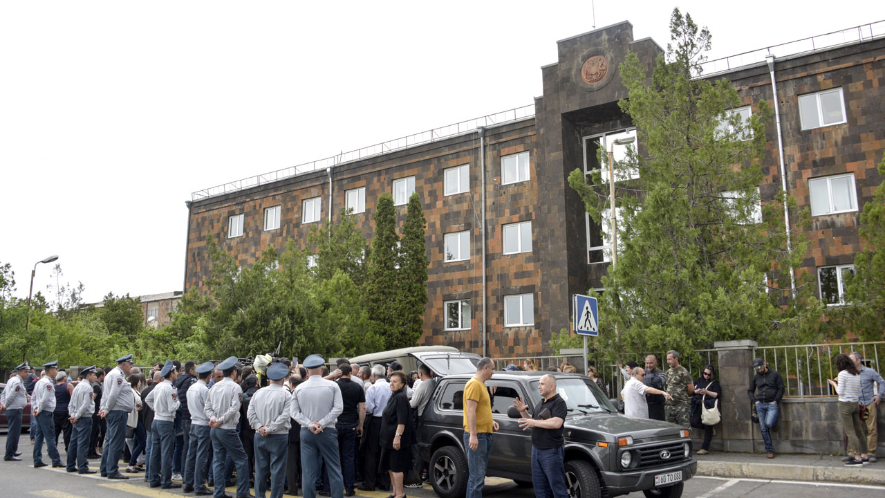 ARMENIA-POLITICS-COURT-PROTEST