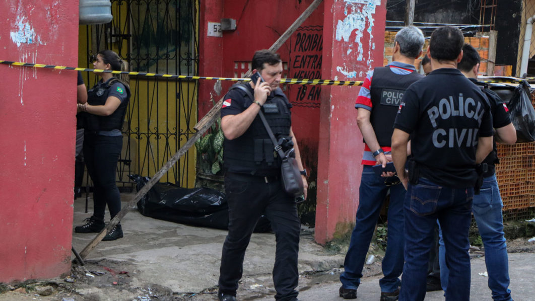 BRAZIL-CRIME-SHOOTING-BAR