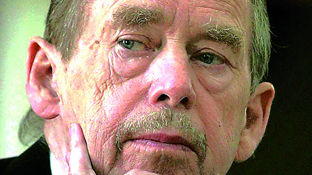FILE/CZECH: Former Czech President Vaclav Havel Dies