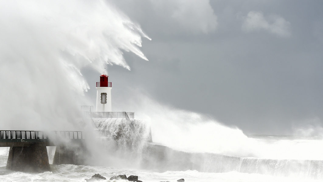 FRANCE-WEATHER-STORM