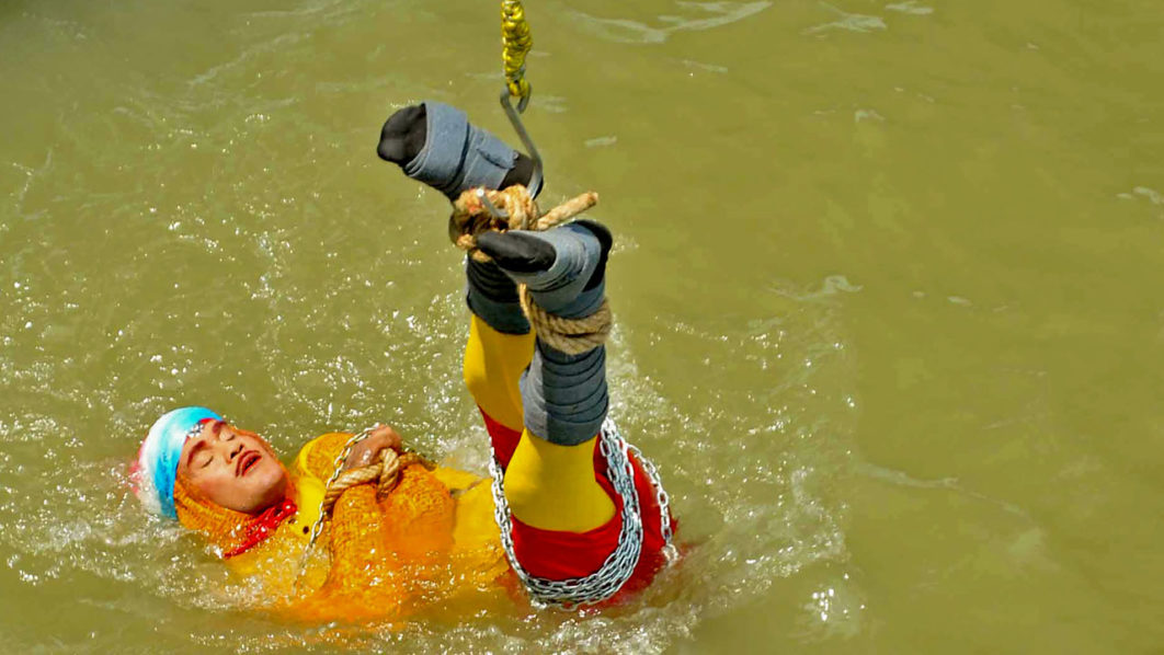 FILES-INDIA-ACCIDENT-STUNT
