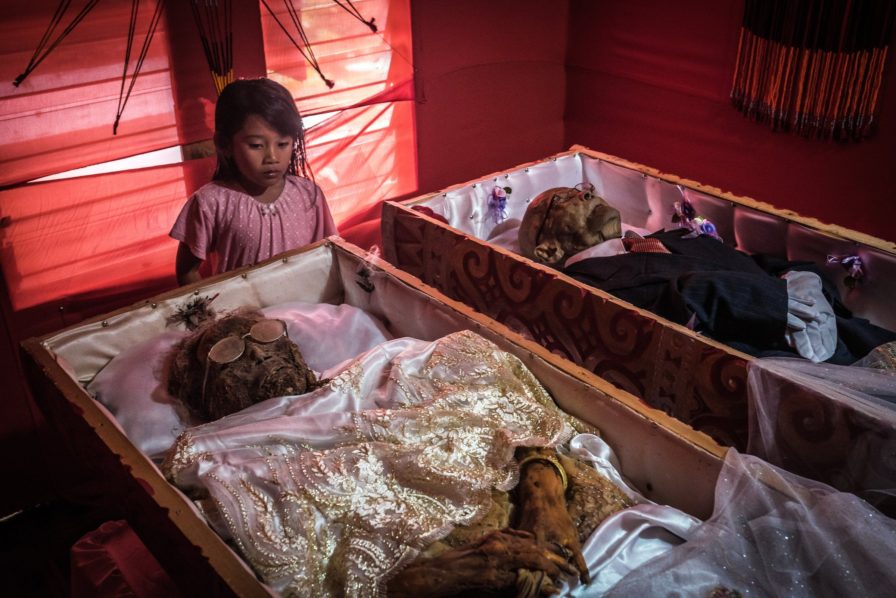 Dead Toraja couple in their room, Photo. The Sun