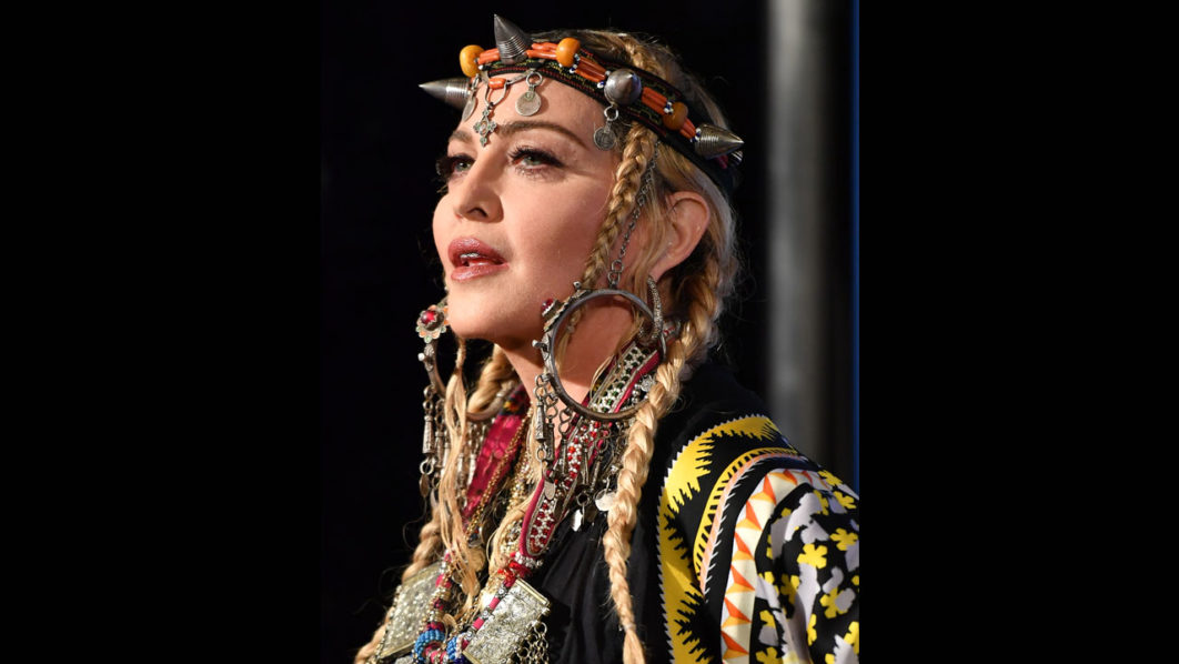 FILES-US-ENTERTAINMENT-MUSIC-MADONNA-SPRINGSTEEN
