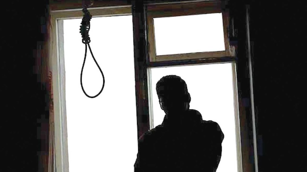 Man-hangs……..