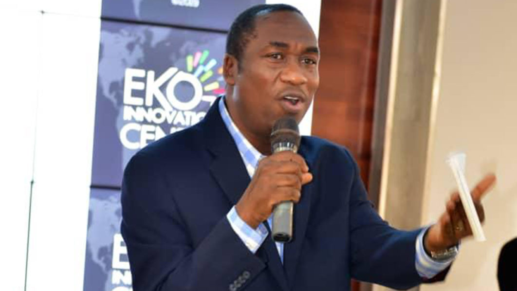 D-9CNzqW4AE-8wL