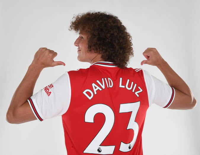 Arsenal Unveil New Signing