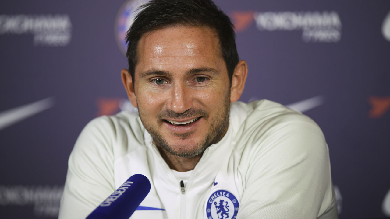FBL-ENG-PR-CHELSEA-LEICESTER-LAMPARD-PRESSER