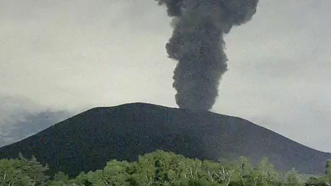 JAPAN-VOLCANO