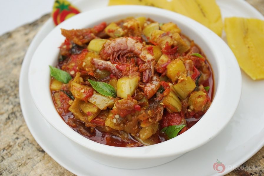 Nigerian Garden-Egg Sauce. Photo 1QFoodPlatter