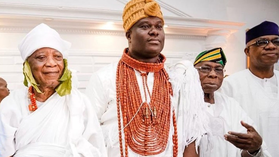 Adebutu Pix