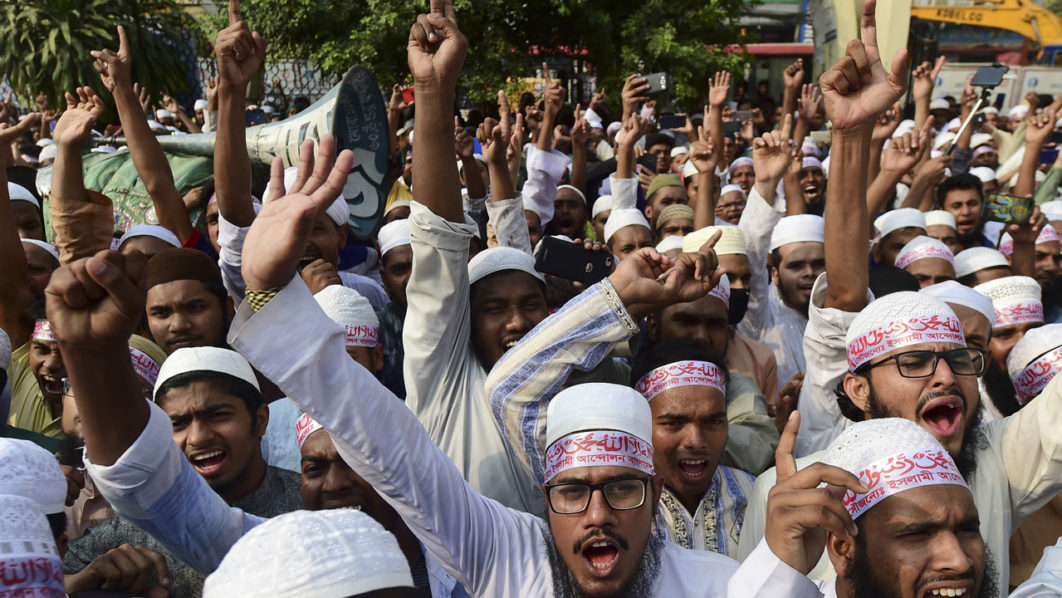 BANGLADESH-UNREST-RELIGION-INTERNET
