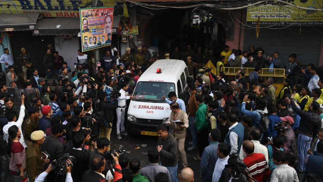 An-ambulance-Delhi-fire-