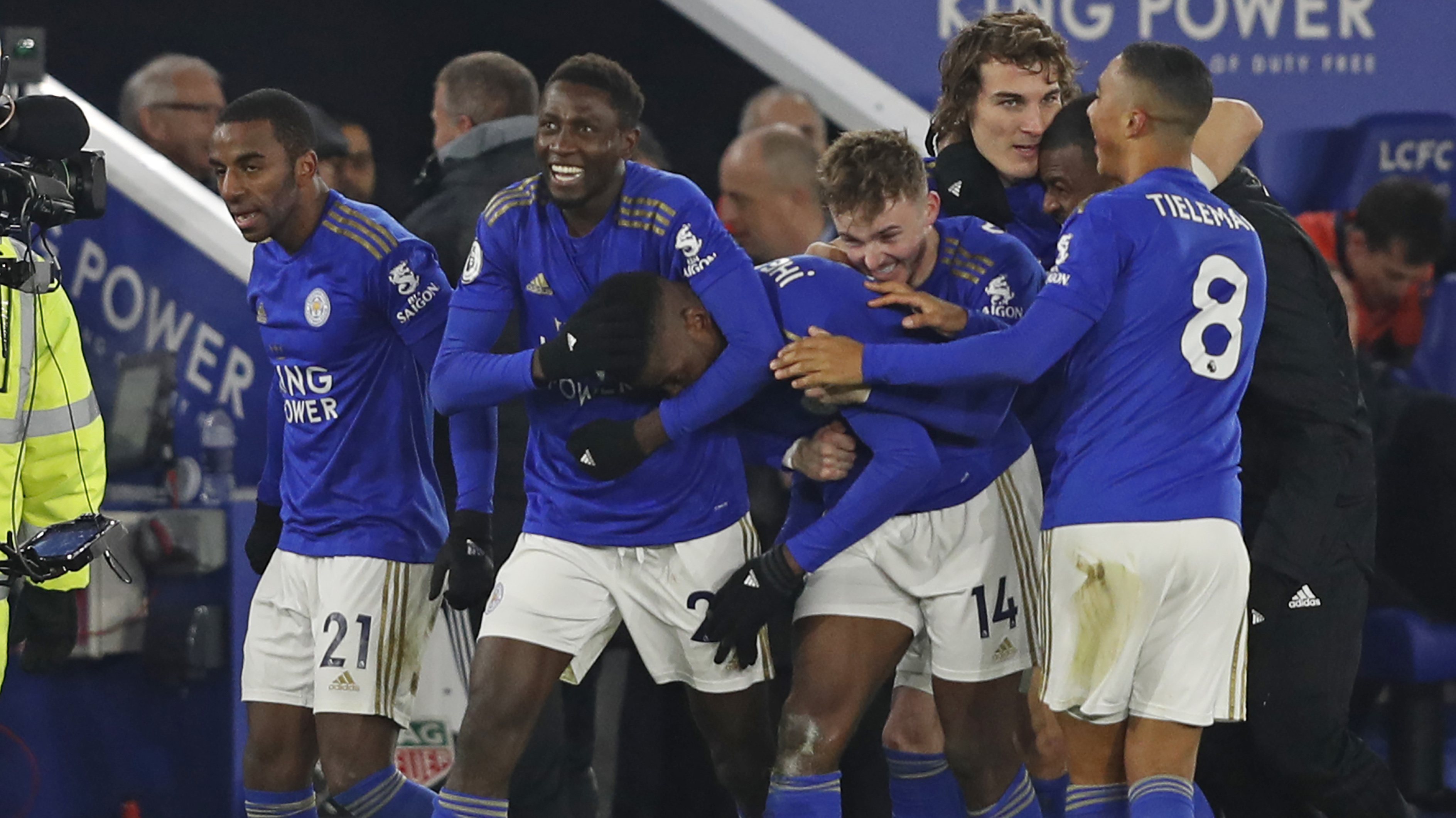 FBL-ENG-PR-LEICESTER-EVERTON