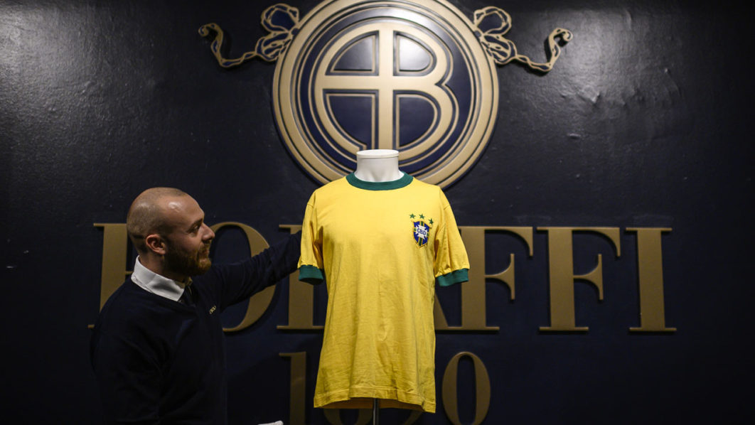 ITALY-AUCTION-SPORT-MEMORABILIA