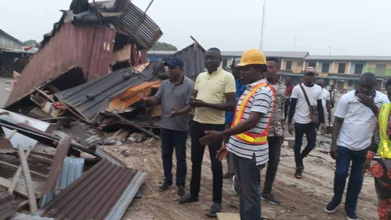 Cross-River-State-Commissioner-for-Environment-Mr-Mfon-Bassey-right-during-the-demolition-exercise-e1579423182684
