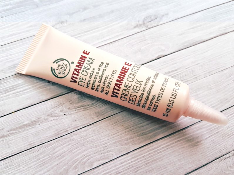 Eye cream. Photo Pixabay