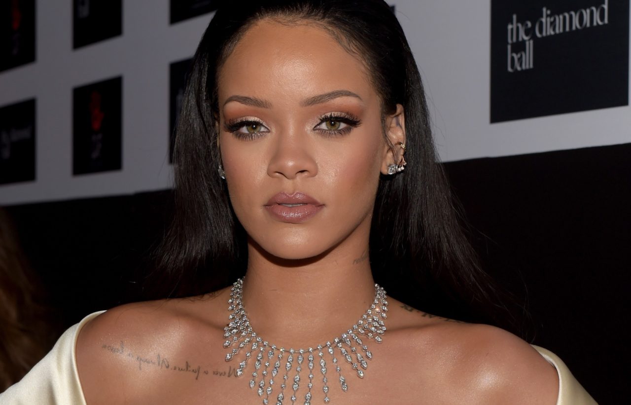 Rihanna.-Photo-Glamour-e1520508836408