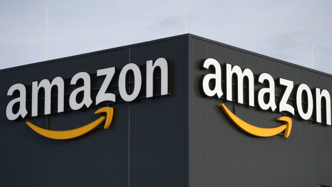 FILES-US-IT-POLITICS-MILITARY-AMAZON-MICROSOFT