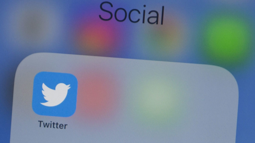 FILES-US-IT-LIFESTYLE-EARNINGS-TWITTER