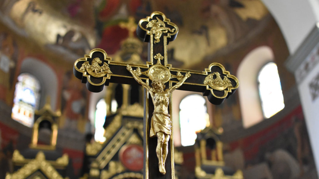 cross