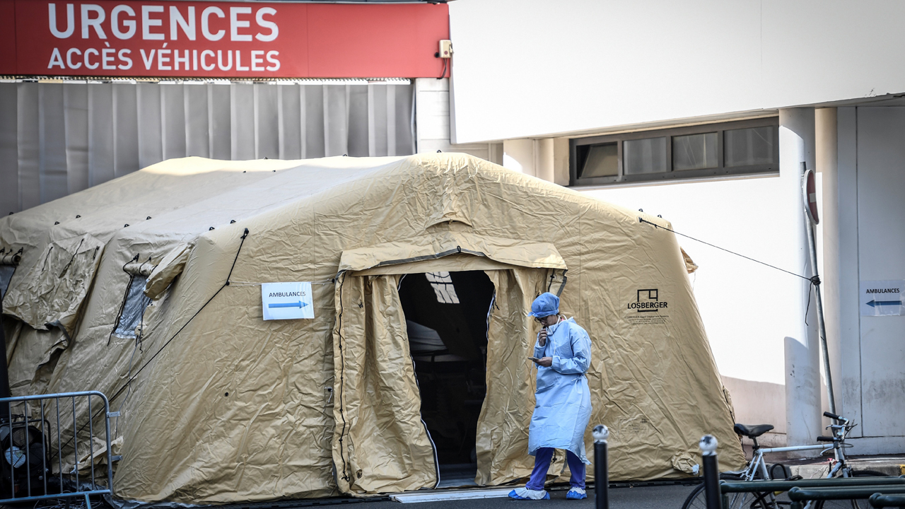 FRANCE-HEALTH-VIRUS