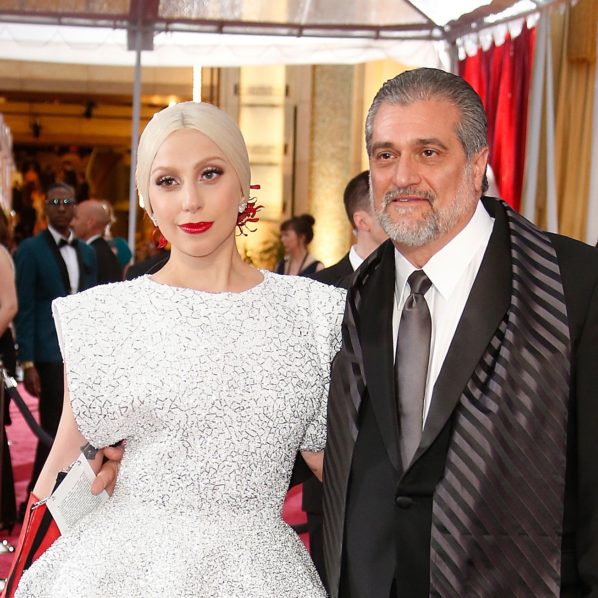 lady-gaga-dad-tout