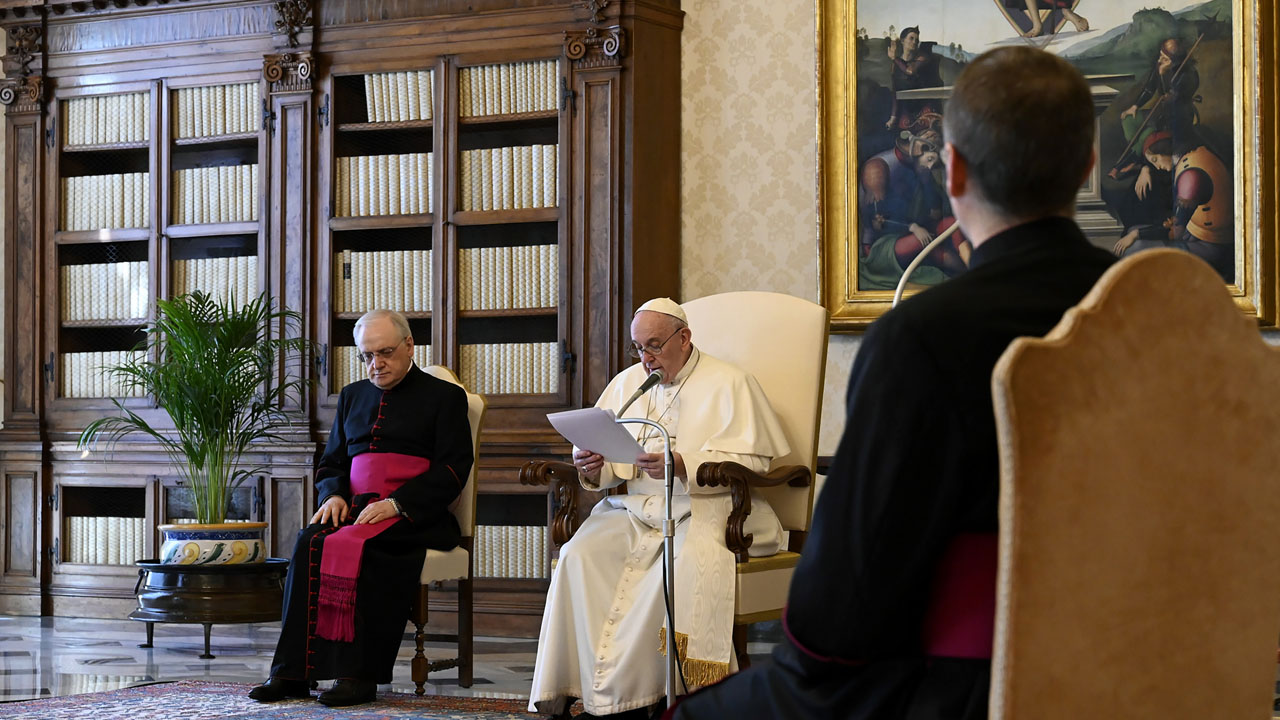 VATICAN-POPE-VIRUS