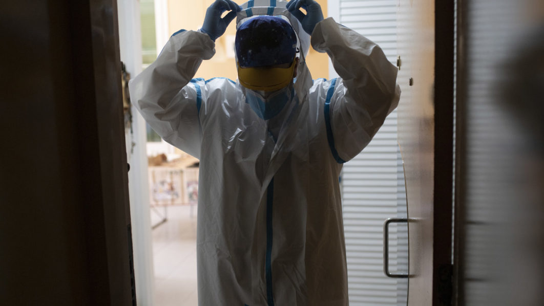 SPAIN-HEALTH-VIRUS-HOME-CARE