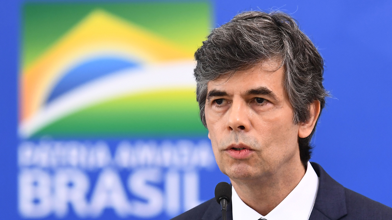 FILES-BRAZIL-HEALTH-VIRUS-POLITICS-TEICH-RESIGNATION